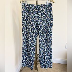 Pretty Harolds vintage floral ankle pants!